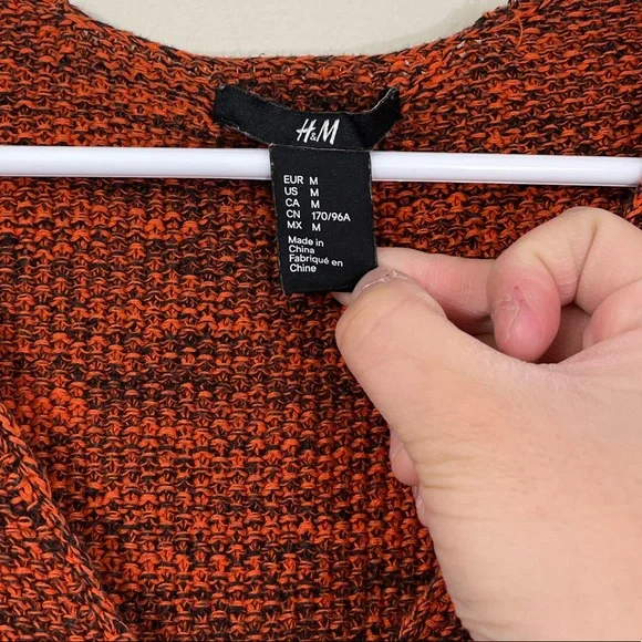 H&M Rust Colored Lightweight V-Neck Sweater - Picture 3 of 5